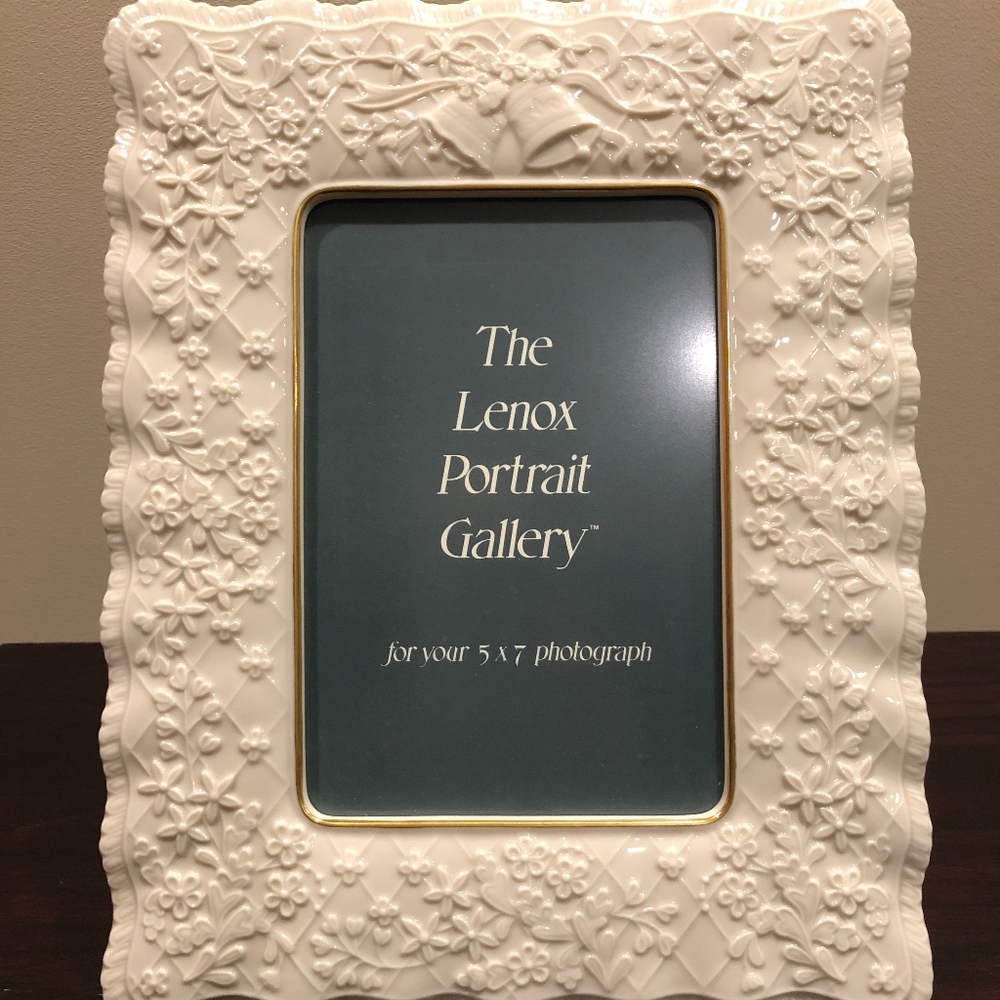 LENOX "Wedding Promises Collection"  5x7 Frame